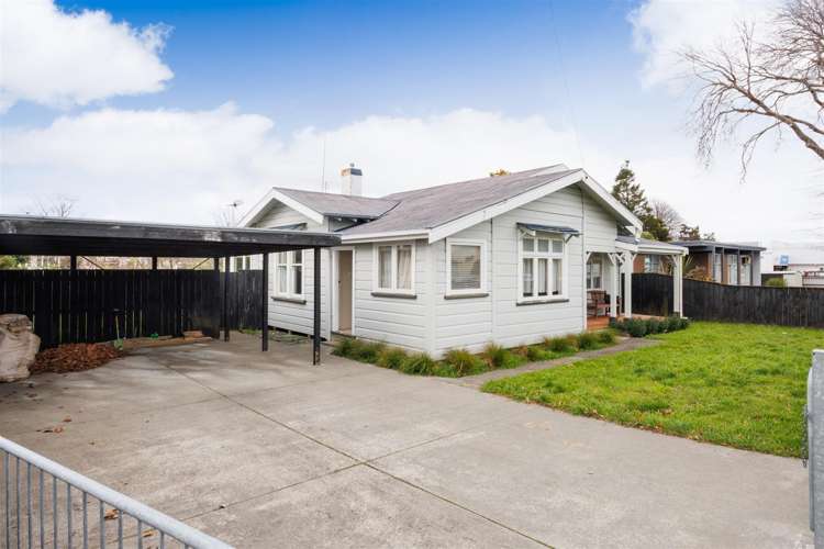 369 Wellington Road_4