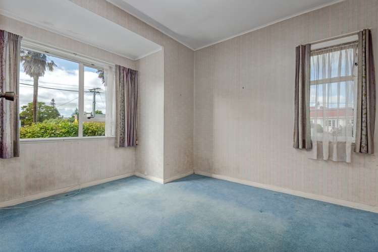 38 Albert Street Pahiatua_7