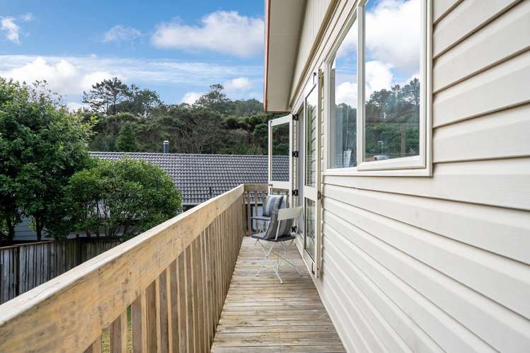 2/66 Spinella Drive Bayview_10