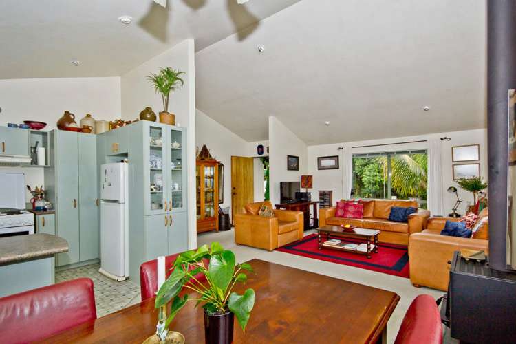 56 Rosier Road Glen Eden_6