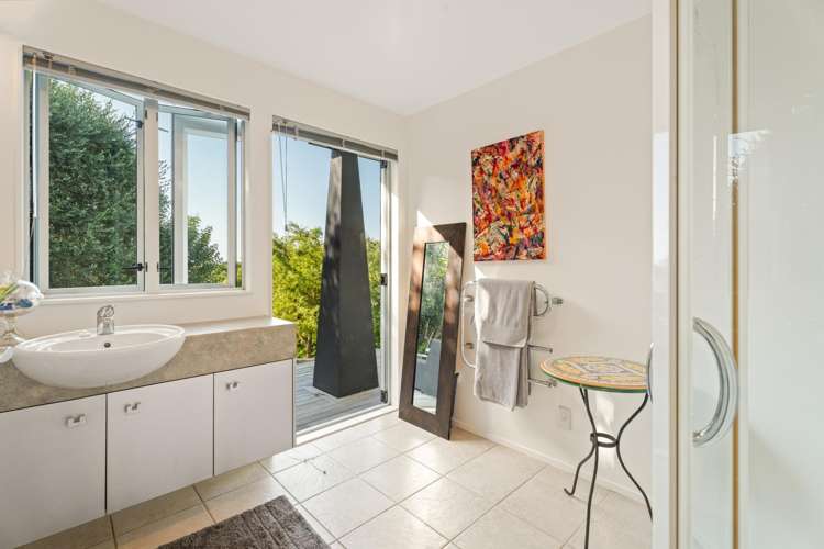 95 Queens Drive Oneroa_21