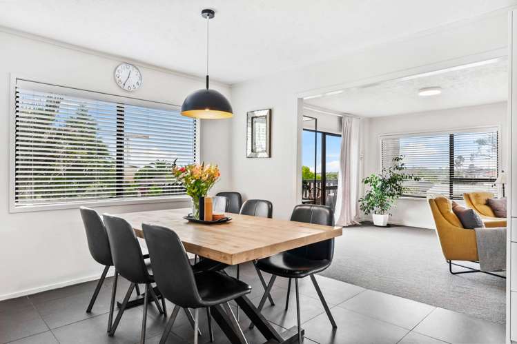 45 John Dee Crescent Red Beach_10