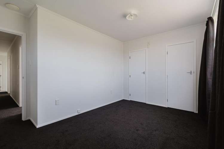 60 Sherwill Street East Feilding_9