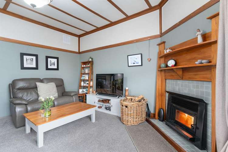 19 Clifton Avenue Carterton_8