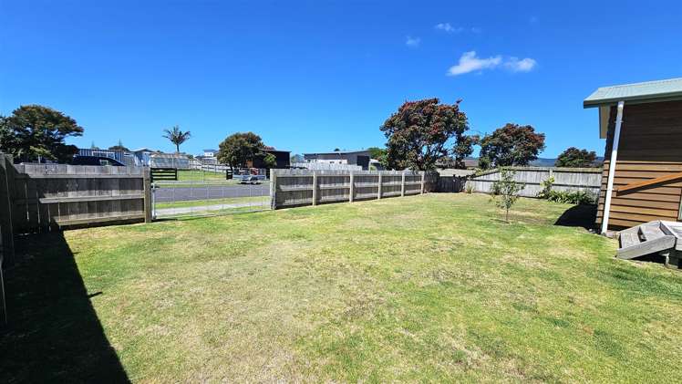 192 Ngaio Drive Matarangi_14