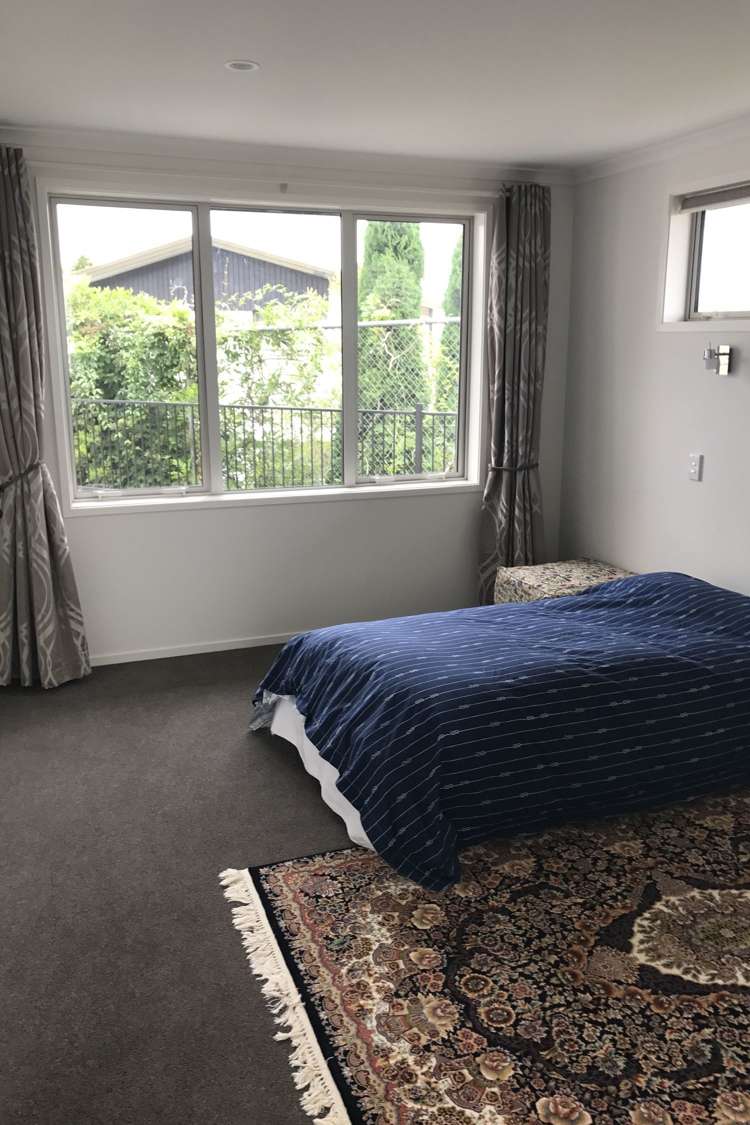 16 Simmonds Grove Greerton_7