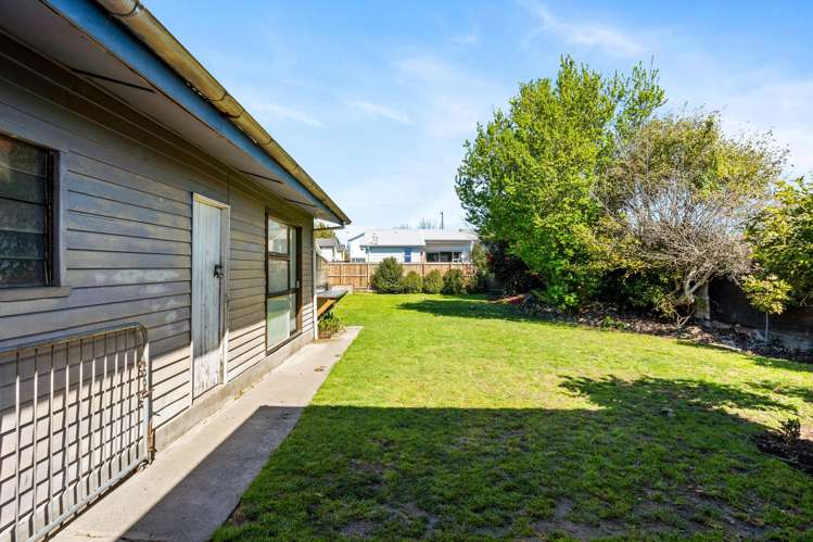 1031 Beatty Street Mayfair_11