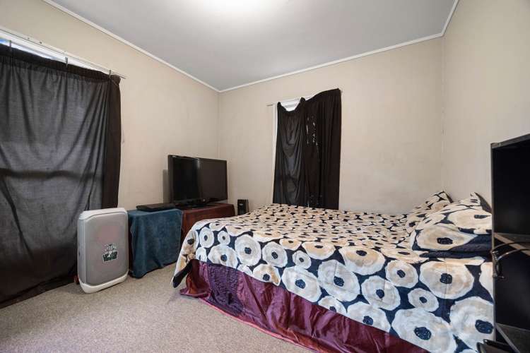 56 Molesworth Place Mangere_13