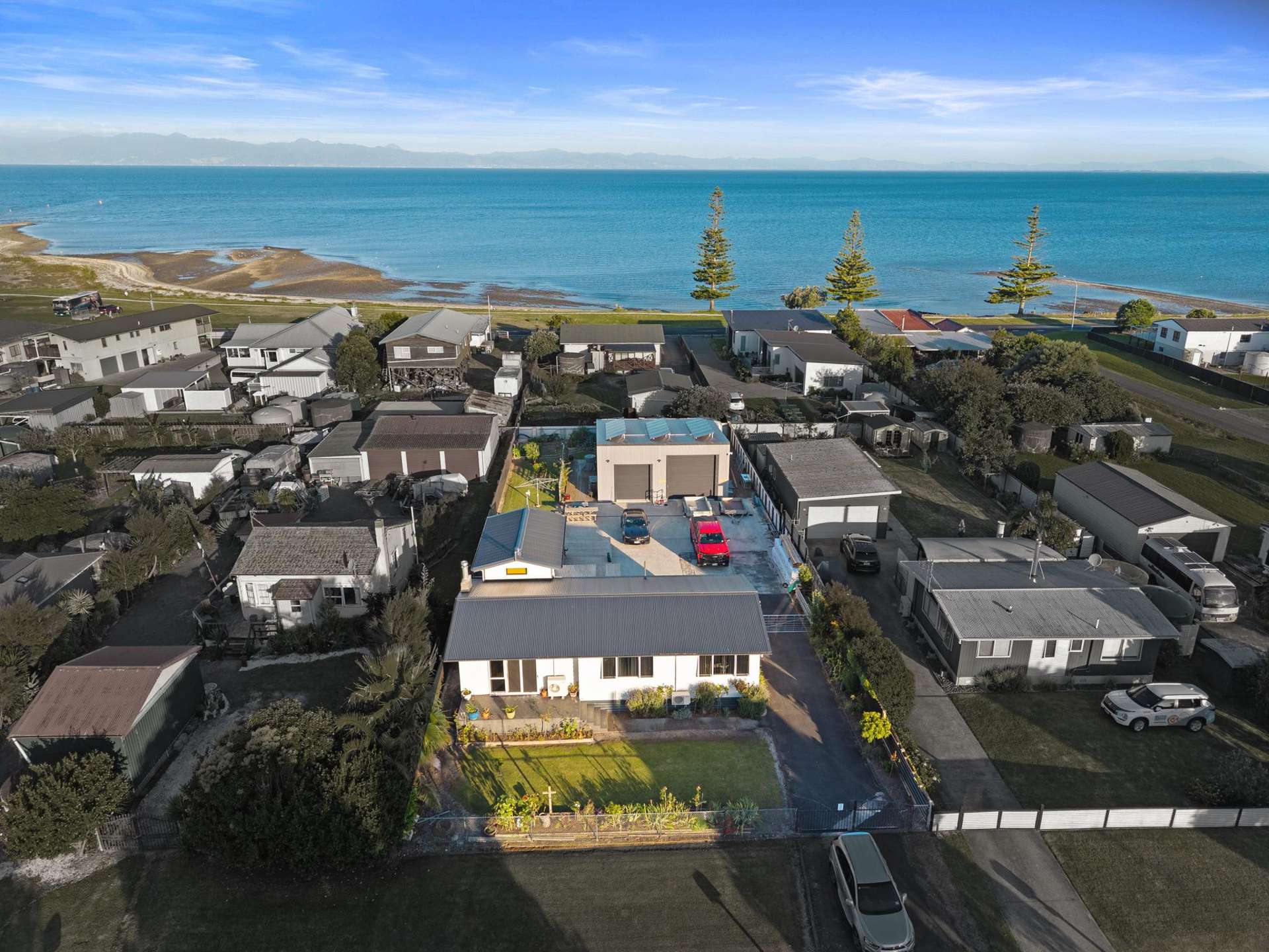 16 Kowhai Avenue Kaiaua_0