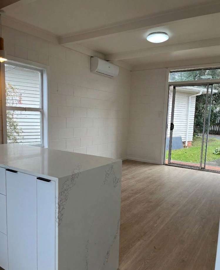 2/15a Moana Avenue Onehunga_3