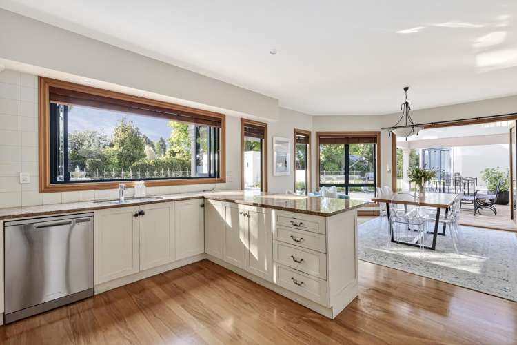 203 Athlone Drive Cambridge_6