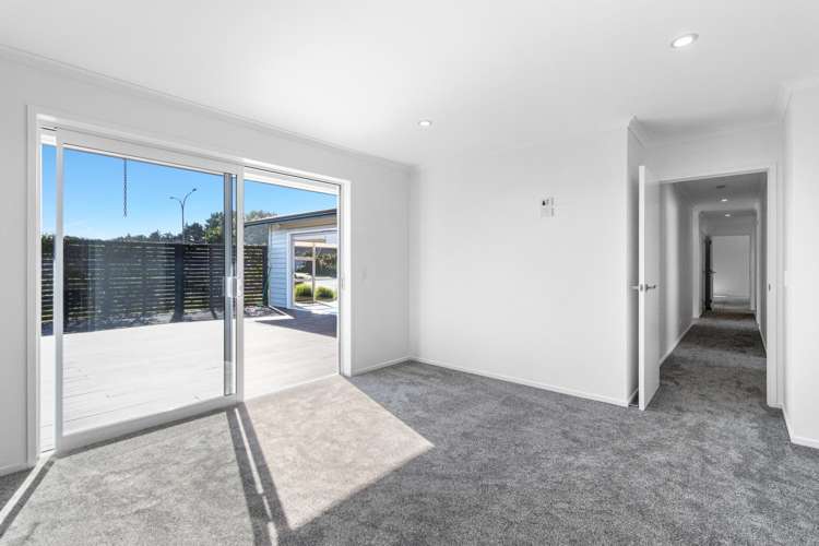 10 Wentworth Lane Waiwhakaiho_13