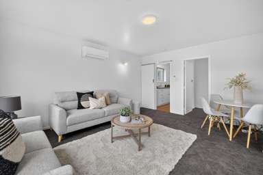 1/245 Marine Parade_3