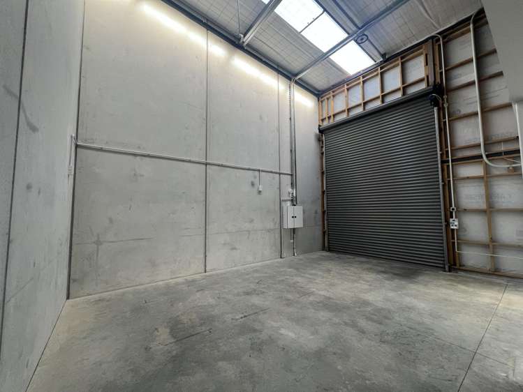 8/3 Haliday Place East Tamaki_3