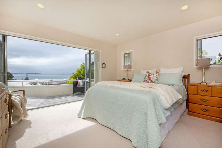 2/10 Burford Place Mellons Bay_14