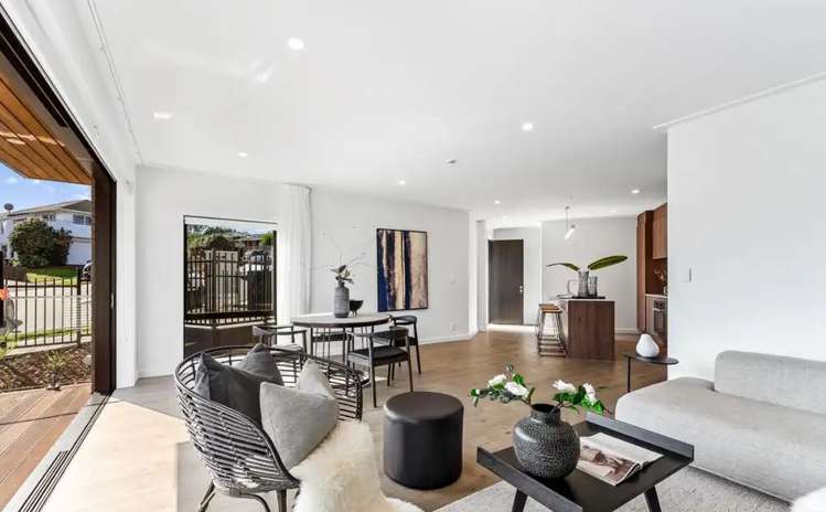 98 Walker Road Point Chevalier_8
