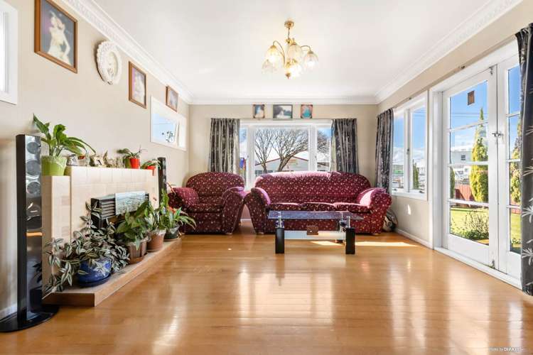 8 Laureston Avenue Papatoetoe_2