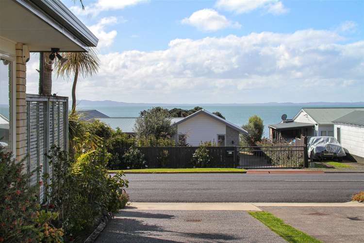 46 Torkar Road Clarks Beach_31