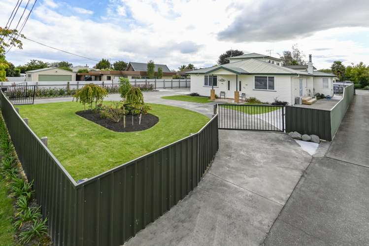 909 Harding Road Camberley_21