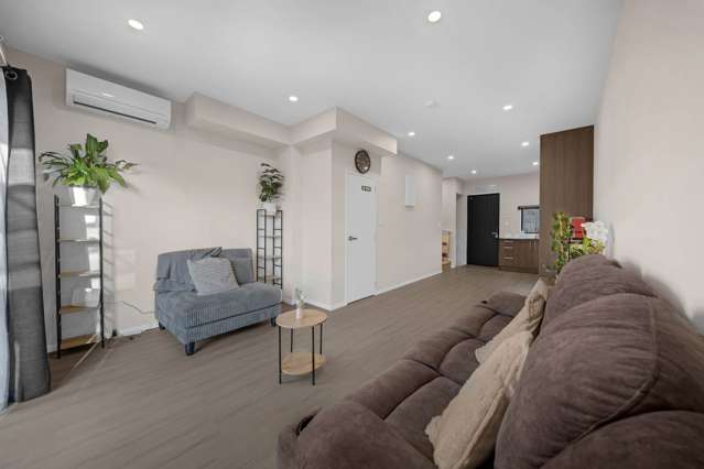 5/53 Archibald Road Kelston_1