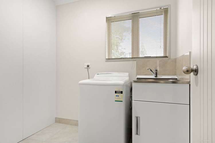 10a Sylvan Crescent Te Atatu South_13