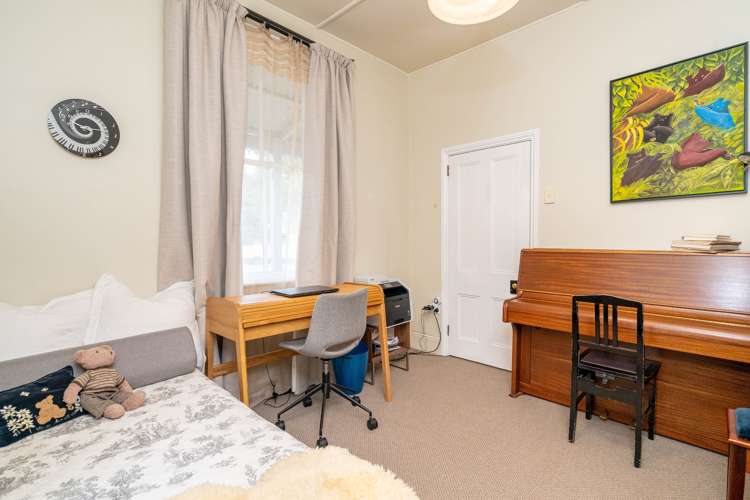 39 Whitehaven Street Lawrence_12