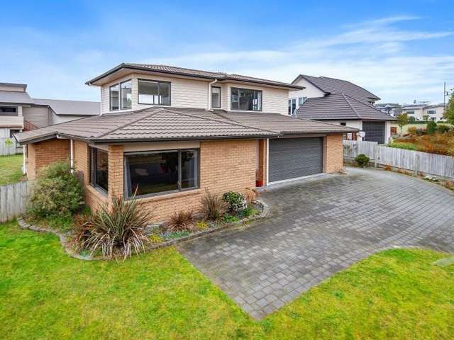 1 Botanical Heights Drive Waipahihi_1