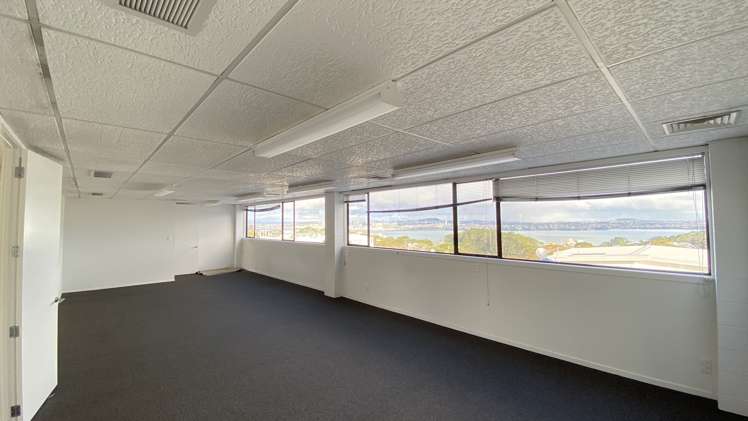 Office 3/84-90 Mokoia Road Birkenhead_6