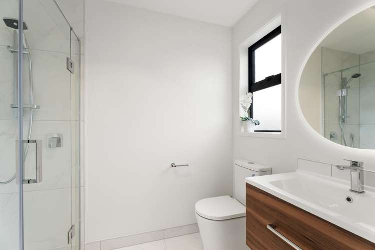 4 Moa Road Point Chevalier_8
