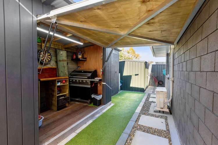 23 Blacklock Road Pyes Pa_15