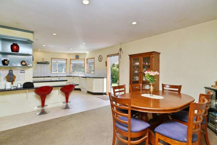 30 Farnswood Place Redwood_6