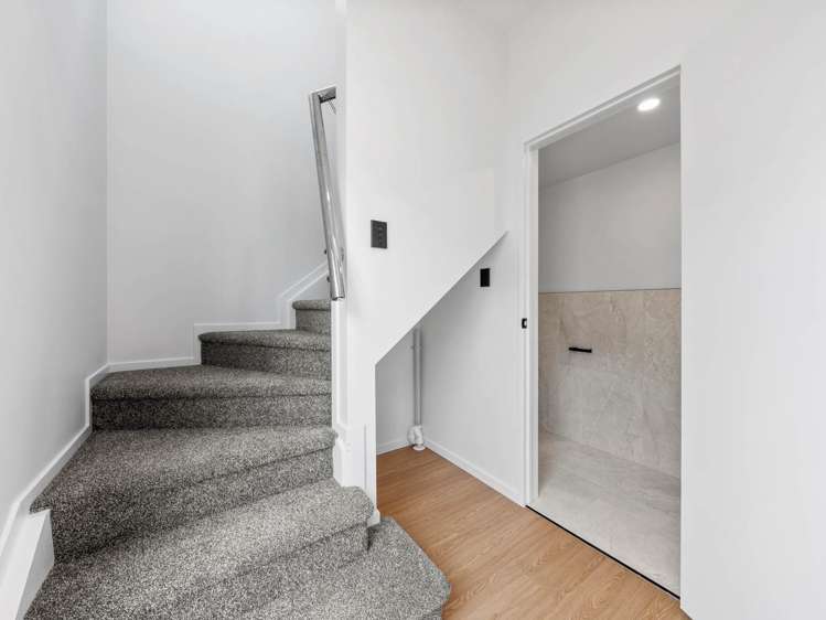 2/40 Hain Avenue Mangere East_10