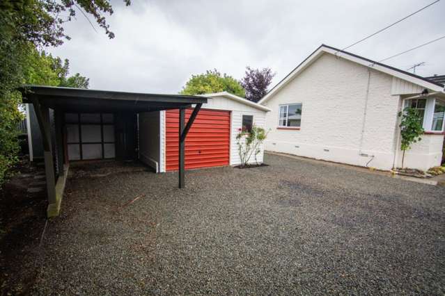 32 Edinburgh Crescent Waikiwi_1