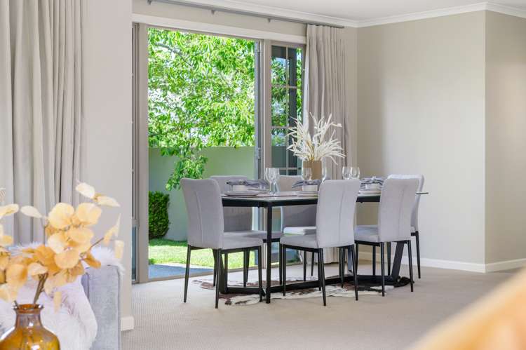 75 Huntington Drive Huntington_12