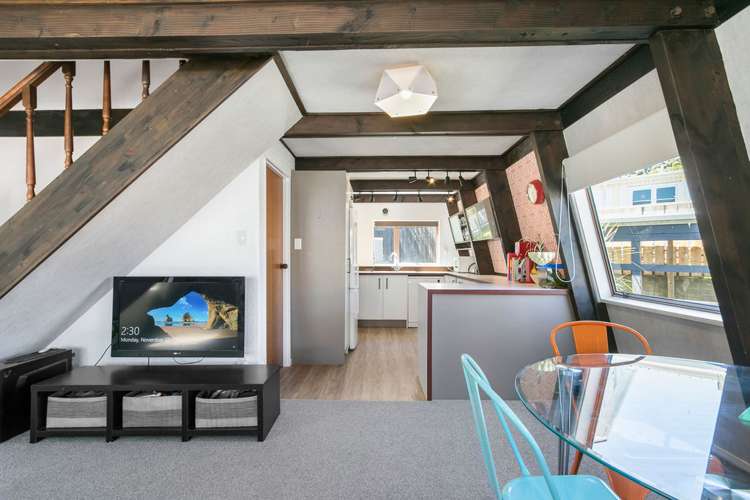 1/39 London Road Korokoro_8