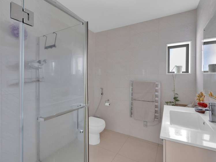 9 Aquila Crescent Rototuna North_16