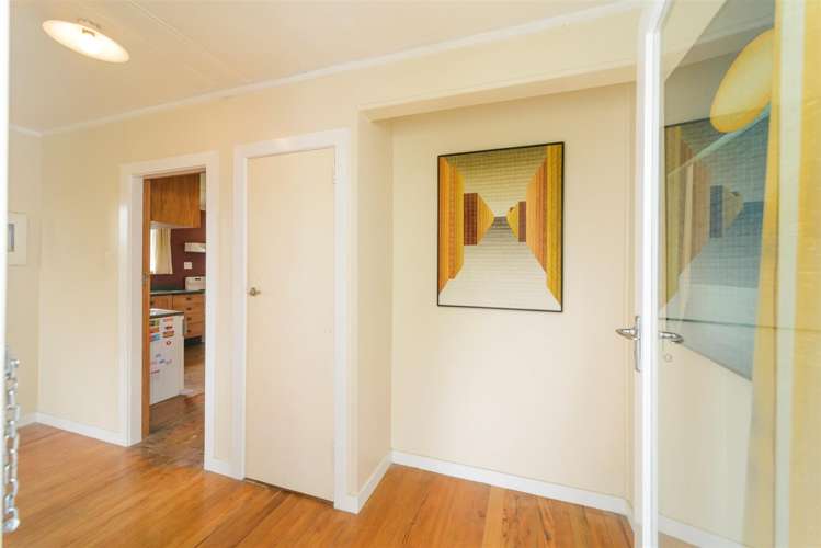 6 Dunallen Avenue Marton_2