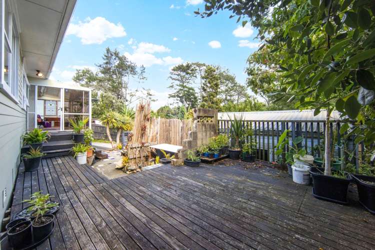 73 Barrys Road Glendene_21