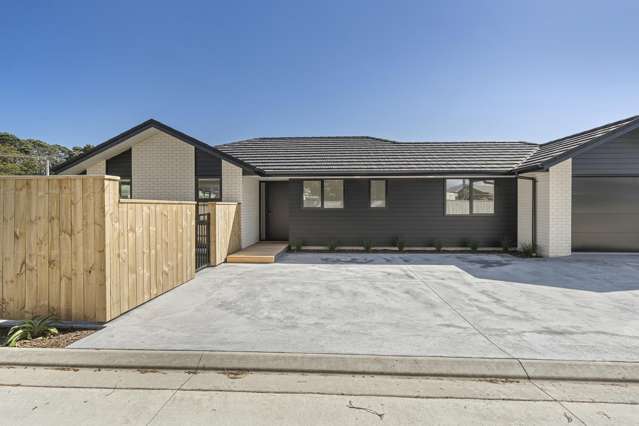 Brand new, modern lock and leave living