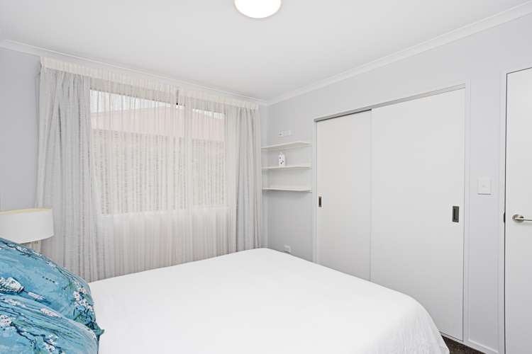 18 Lowe Street Avenal_13