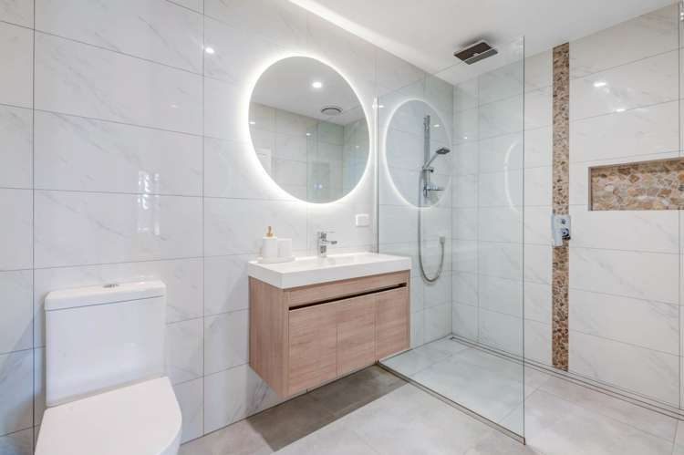 20A Holiday Road Stanmore Bay_21