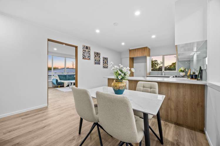 1/2 Enderby Drive Te Atatu Peninsula_9