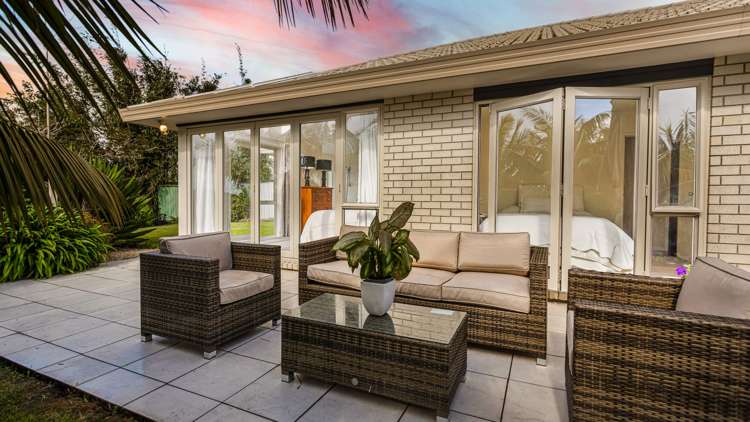 59 Whangaparaoa Road Red Beach_15