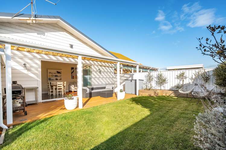 134 Onepu Road Lyall Bay_17