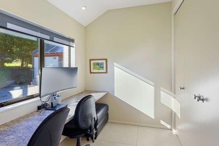 91 Aston Road Waikanae_11