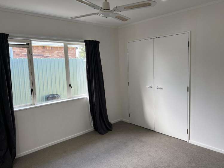 1/113 Cobham Drive 1074_8