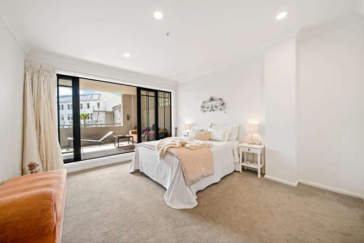 Ba/8 Farnham Street Parnell_10