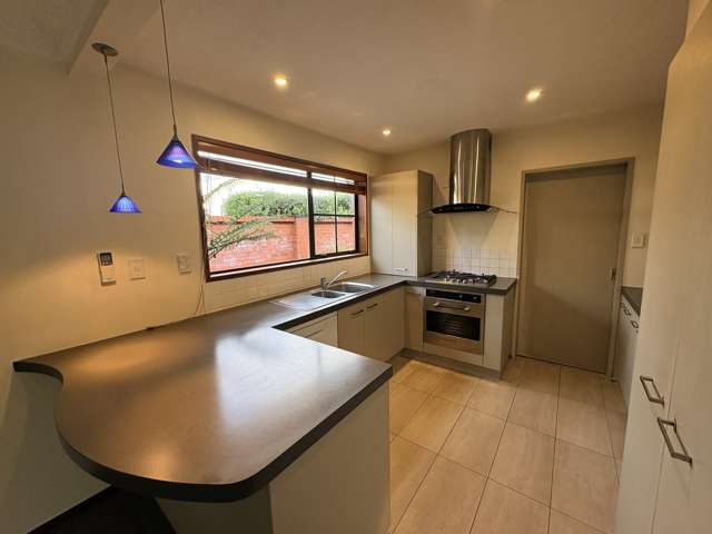 90 Rossall Street Merivale_2