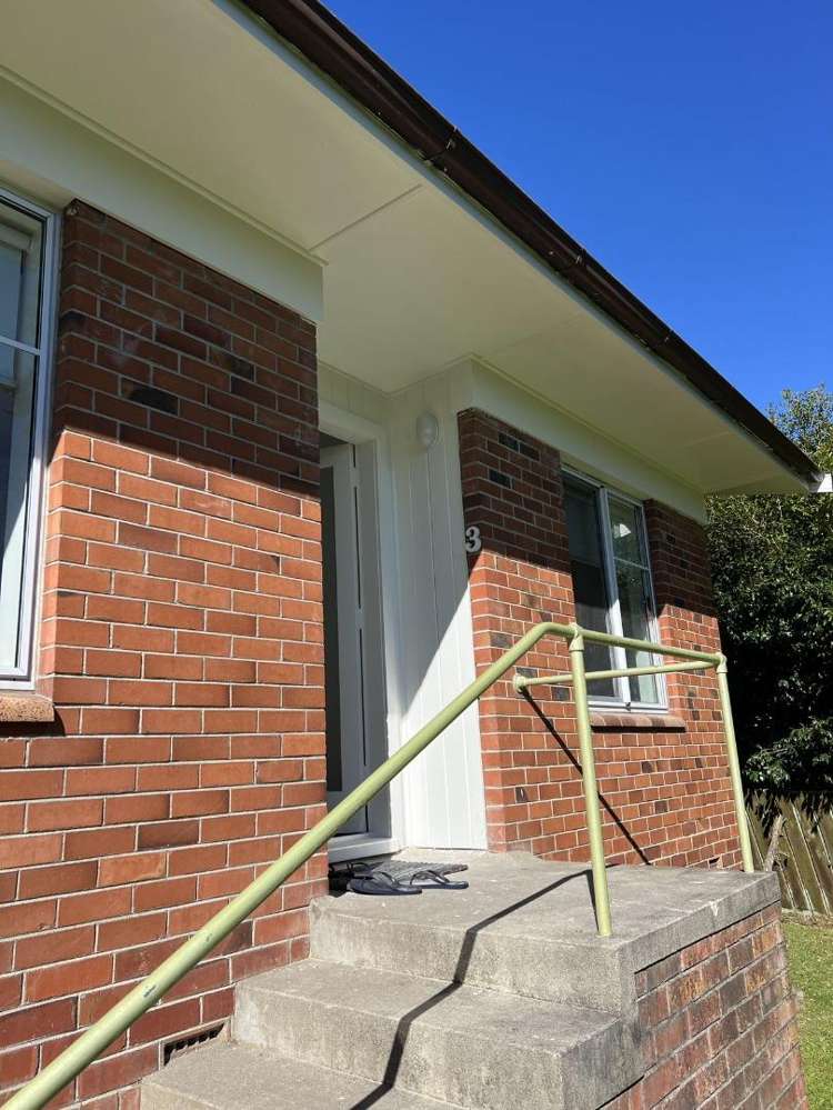 3/15A Macmurray Road 1776_0