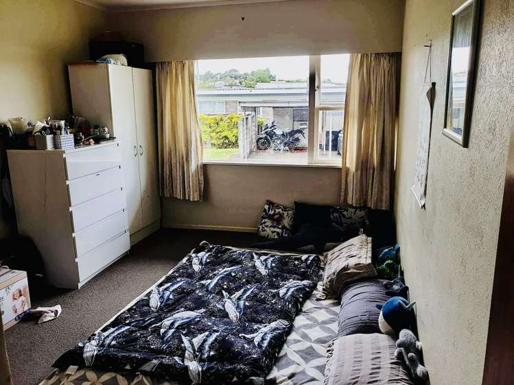 2/27a Campbell Road Royal Oak_3